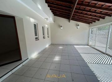 Casa · 120m² · 3 Quartos · 3 Vagas · Casa para alugar em Jardim Colonial de 120.00m² com 3 Quartos, 1 Suite e 3 Garagens