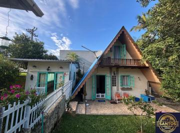 Casa · 190m² · 2 Quartos · 1 Vaga · Casa Chalé , ótima localizaçao bairro dos Estados em Indaial.