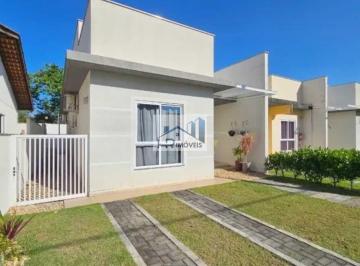 Casa · 76m² · 3 Quartos · 3 Vagas · Casa para alugar no bairro Itacolomi - Balneário Piçarras/SC
