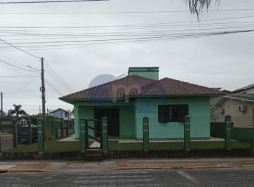 Casa · 139m² · 3 Quartos · 2 Vagas · Casa a venda com 3 dormitorios no centro do Passo de Torres/SC