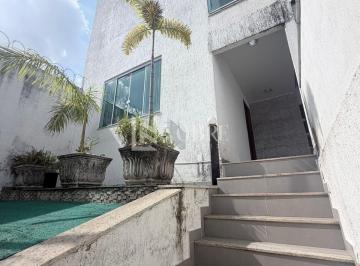 Casa · 148m² · 2 Quartos · Casa com 2 Quartos e 3 Banheiros – Conforto e Praticidade
