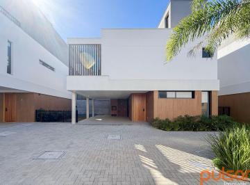 Casa · 154m² · 3 Quartos · 2 Vagas · Casa em Condomínio Fechado a venda no Cacupé