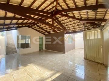 Casa · 251m² · 4 Quartos · 3 Vagas · Casa à Venda com 03 Quartos no Bairro Danilo Passos em Divinópolis MG.