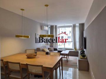 Apartamento · 73m² · 2 Quartos · 1 Vaga · Apartamento 2 quartos com uma vaga na escritura em Copacabana