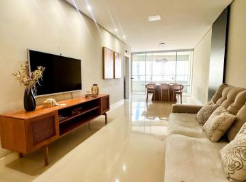 Apartamento de 3 quartos, Balneário Camboriú · Vendo apartamento Mobiliado Andar alto Vista ao Mar
