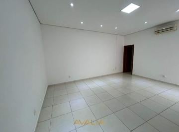Comercial · 42m² · Sala Comercial para alugar em Centro de 41.66m²