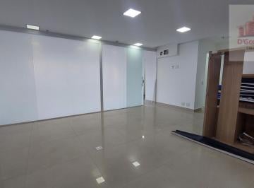 Comercial · 76m² · 2 Vagas · Sala Comercial para alugar em Centro de 76.00m² com 2 Garagens