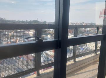 Comercial · 76m² · 2 Vagas · Sala Comercial para alugar em Centro de 76.00m² com 2 Garagens