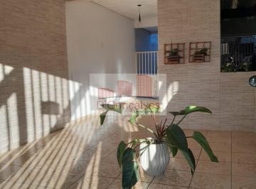 Casa · 125m² · 3 Quartos · 2 Vagas · Sobrado para venda em Centro de 125.00m² com 3 Quartos, 1 Suite e 2 Garagens