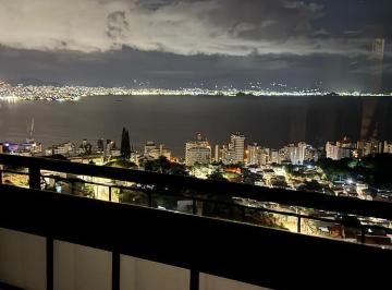 inmmopc2yte0owflmjbhnwi5_md · Casa vista mar privilegiada em localização nobre de Florianópolis.