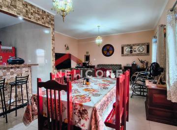 Casa · 175m² · 4 Quartos · 4 Vagas · Casa em  Rua Rogê Ferreira - Suarão - Itanhaém/SP