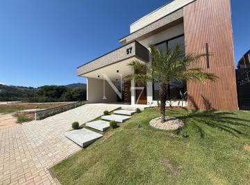 Casa · 194m² · 3 Quartos · 4 Vagas · Casa Térrea Nova com 3 Suites, Area Gourmet e Piscina.