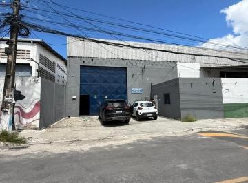 Comercial · 330m² · 2 Quartos · 2 Vagas · Galpão 330m² – Pé Direito 6m e Escritório Amplo