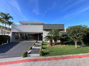 18fc29942322f808b6ac767a84f7b56f14d0c92b · Casa Excluvisa no Condomínio Sun Lake à Venda - 4 quartos + escritório (3 suítes) - 347m² por R$3.35