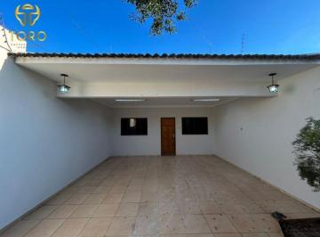 Casa · 134m² · 3 Quartos · 2 Vagas · LOCAÇÃO | Casa, com 3 dormitórios em Jardim Ipanema, Maringá