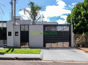 Casa · 170m² · 4 Quartos · 1 Vaga · LOCAÇÃO | Casa, com 4 dormitórios em Jardim Alvorada, Maringá
