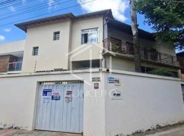 Casa · 435m² · 4 Quartos · Casa à venda - em Dona Clara