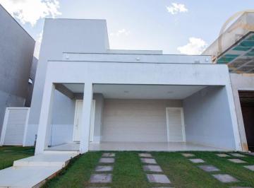 b34fc89928887a2f0c29cd2480ff35287bdb4ece · Casa à venda/aluguel no Cond. Jardim de Versailles, no Valparaíso com 3 quartos sendo 1 suítes.