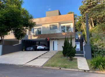 Casa · 338m² · 3 Quartos · 6 Vagas · Casa em Condomínio Fechado na Granja Viana ao lado do Shopping.