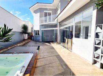 Casa · 250m² · 3 Quartos · 4 Vagas · Casa com 3 dormitórios, sendo 3 suítes e com áerea Gourmet integrada no Condomínio Reserva Real - Pa