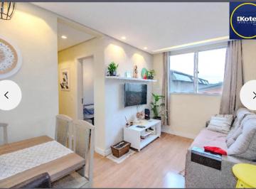 Apartamento · 46m² · 2 Quartos · 1 Vaga · Apartamento semi mobiliado 2 dormitórios 1 vaga de garagem na Rua Sadi Castro.
