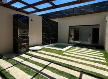 Casa de 3 quartos, São Paulo · Casa de 180 m² com 3 quartos em venda em Jardim Oriental