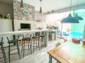 Casa en Venda de 3 quartos Itaquera · Casa com 187 m² e 3 quartos à venda em Itaquera