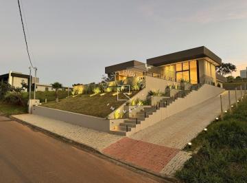 Casa · 390m² · 4 Quartos · 5 Vagas · Casa à venda - em Gran Royalle