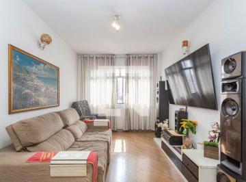 Localizado em São Paulo, este apartamento oferece uma excelente combinação de co · Apartamento à Venda - Bosque da Saúde, 3 Quartos, 140 m2