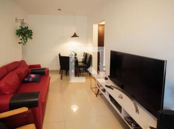 Localizado no vibrante bairro da Aclimação, em São Paulo, este apartamento mobil · Apartamento à Venda - Aclimação, 2 Quartos, 65 m2