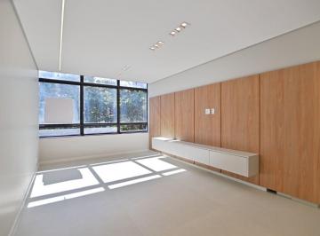 Apartamento de 3 quartos, Brasília · SQS 114 Asa Sul | Apartamento Vazado Reformado com 3 Quartos, Closet e 1 Vaga