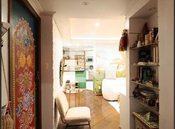 Este encantador apartamento é ideal para quem busca conforto e praticidades. Com · Apartamento à Venda - Paraíso, 2 Quartos, 69 m2