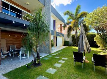 Foto 01 · Casa - ITAIGARA  Vendo casa moderna, com 4 suítes, terreno de 603 m², área construída de 330 m², 2 p