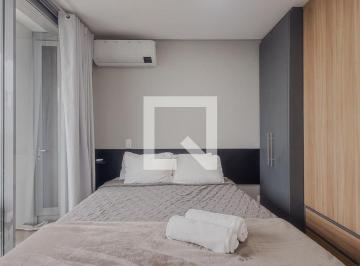 Esta kitnet de 40 metros quadrados oferece uma excelente oportunidade para quem  · Apartamento à Venda - Pinheiros, 1 Quarto, 40 m2
