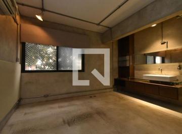 Este espaçoso apartamento de 132m² está localizado no coração de Santa Cecilia,  · Apartamento à Venda - Higienópolis, 1 Quarto, 132 m2