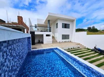 Casa de 3 quartos, Gravatá · Casa fora de condomínio com 03 suítes e piscina à venda em Gravatá/PE!
