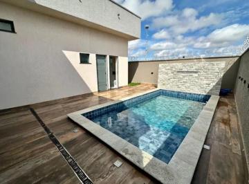 Casa de 3 quartos, Mogi das Cruzes · Casa com 190 m² e 3 quartos à venda em Vila Lavínia