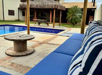 Casa de 3 quartos, São Sebastião · Casa com 3 quartos e 230 m² à venda em Juquehy