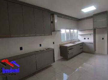 Casa · 150m² · 3 Quartos · 6 Vagas · Vende-se - Casa em Condômino Tropicália Boituva-SP