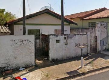 Casa · 275m² · 2 Quartos · 1 Vaga · Vende-se Casa no Esplanada