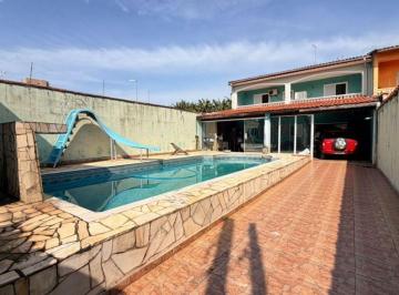 Casa de 3 quartos, Itanhaém · Casa com 3 quartos e piscina em Itanhaém - R$ 650.000,00.