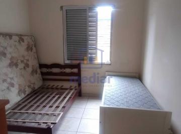 Apartamento · 38m² · 1 Quarto · 1 Vaga · Apartamento de 1 dormitório dividido para dois quartos, com elevador no centro de São Vicente.