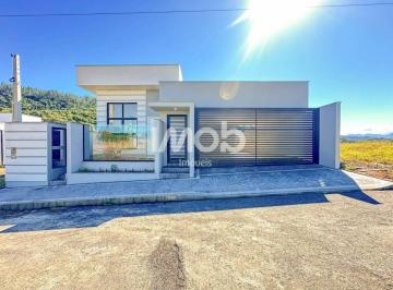 Casa · 350m² · 3 Quartos · 2 Vagas · Casa com Suíte + 2 Quartos - Estrada Nova
