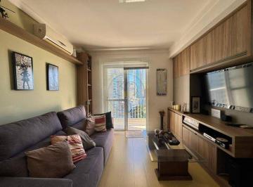 Apartamento · 2 Quartos · Apartamento Mobiliado com 2 Dormitórios e 1 Vaga Quadra Mar na Barra Sul de Balneário Camboriú