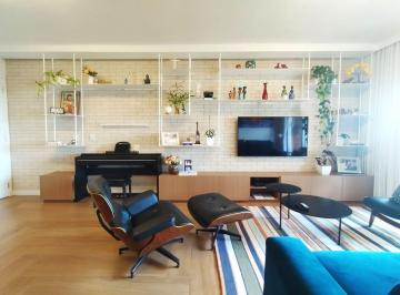 Apartamento de 4 quartos, Brasília · Apartamento de 4 quartos reformado na Asa Norte. Impecável!