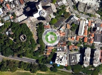 Terreno · 1800m² · Terreno Comercial à Venda em São Cristóvão, Rio de Janeiro - 1.800m² de Área
