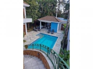 Casa de 3 quartos, Cotia · Casa dos Sonhos, com valor reduzido, na prestigiada Alameda Tangará ao lado do Colégio Rio Branco e