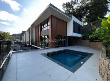 Casa · 295m² · 3 Quartos · Casa geminada com 3 suítes com 295,27 m² privativos no bairro América à venda por R$ 2.890.000,00.