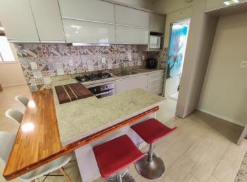 c0e3f71a-2b08-45a8-882a-f96a39fa1193 · Deslumbrante cobertura para venda em Ingleses do Rio Vermelho com 4 quartos, sendo 2 suítes, 217m²
