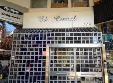7731415250.jpg · Condomínio aproximado R$ 80,00.Sala Comercial SobrelojaCentro de MaringáArea Total 66,80²Area Útil 5
